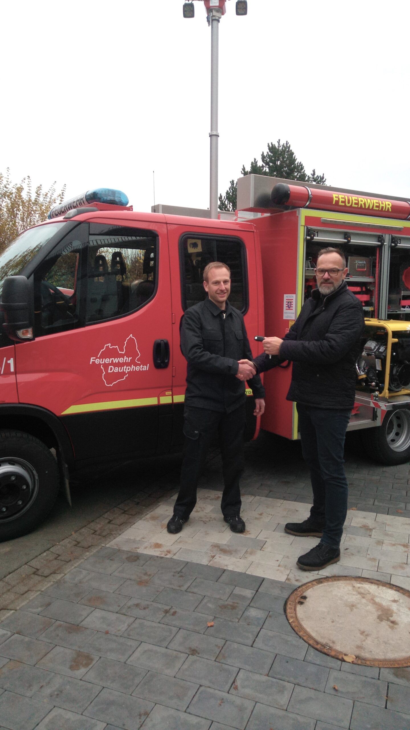 Feierliche Indienststellung: Hommertshausen feiert neues Feuerwehrfahrzeug und modernisiertes Gerätehaus